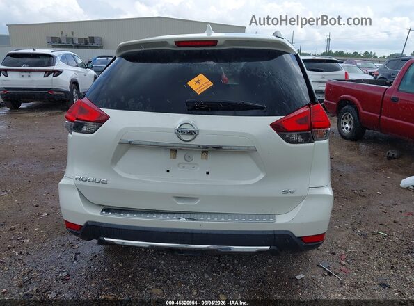 5N1AT2MT1HC882541 2017 NISSAN ROGUE White 