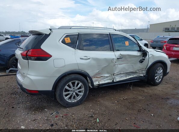 5N1AT2MT1HC882541 2017 NISSAN ROGUE White ხელსაწყოთა პანელის ხედი
