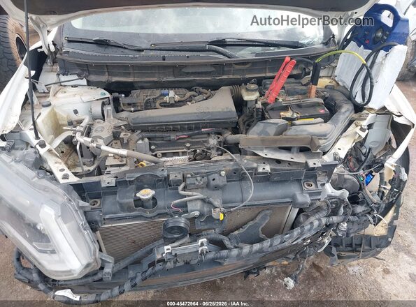 5N1AT2MT1JC775172 2018 NISSAN ROGUE White უკანა ხედი