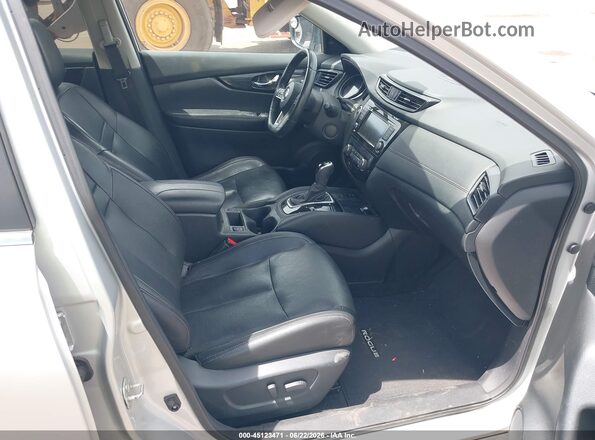 5N1AT2MT1KC708914 2019 NISSAN ROGUE Silver Սալոնի դիմացի տեսք