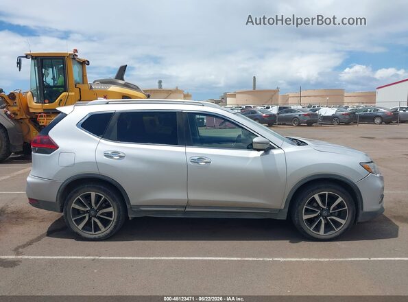 5N1AT2MT1KC708914 2019 NISSAN ROGUE Silver Սալոնի հետևի տեսք