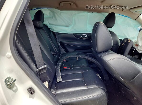 5N1AT2MT1LC769861 2020 NISSAN ROGUE White Rear seats view