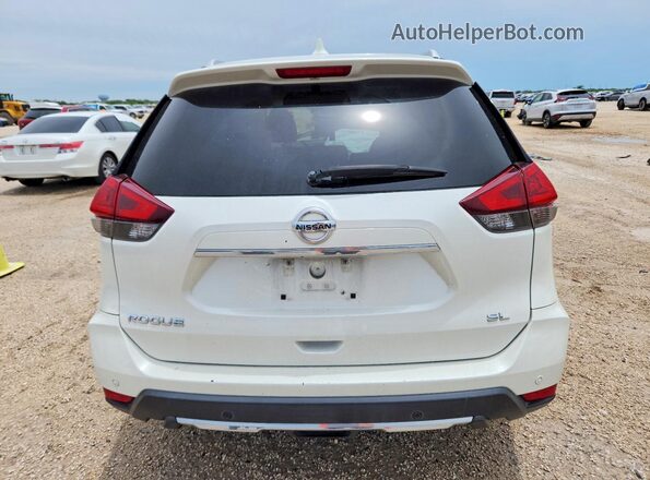 5N1AT2MT1LC769861 2020 NISSAN ROGUE White Rear view