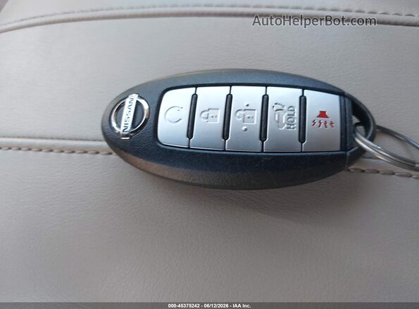 5N1AT2MT2HC762215 2017 NISSAN ROGUE Red Vista del salpicadero
