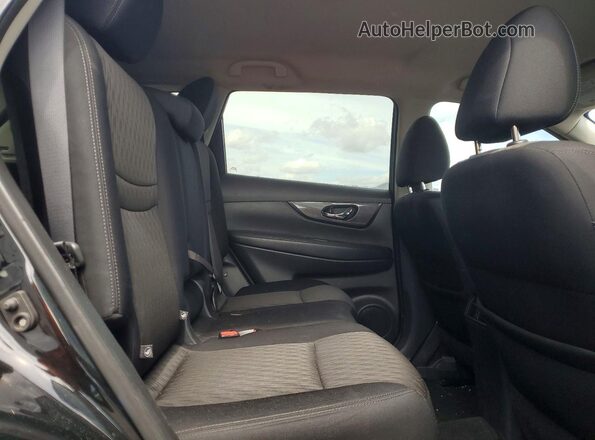 5N1AT2MT2HC814362 2017 NISSAN ROGUE Black Rear interior view