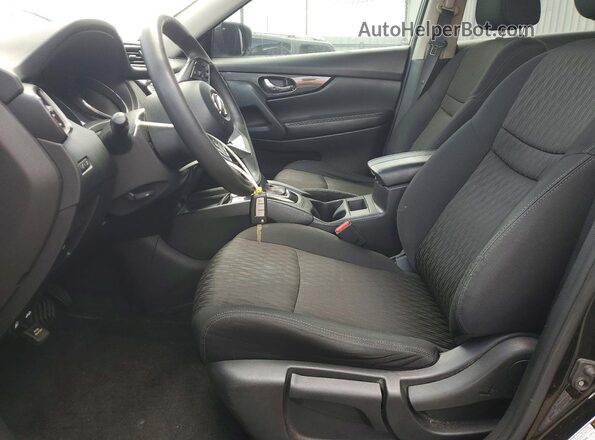 5N1AT2MT2HC814362 2017 NISSAN ROGUE Black Front interior view