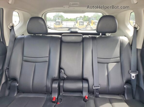 5N1AT2MT2KC823733 2019 NISSAN ROGUE White Rear seats view