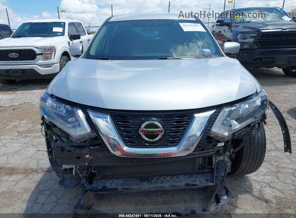 5N1AT2MT3JC716270 2018 NISSAN ROGUE Silver Вид задньої частини салону
