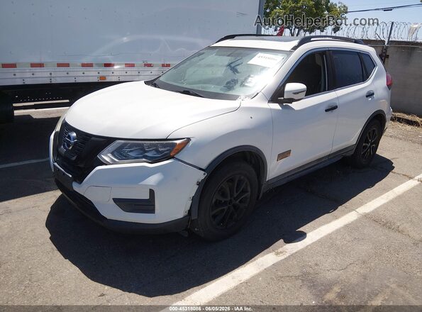 5N1AT2MT4HC754911 2017 NISSAN ROGUE Белый 