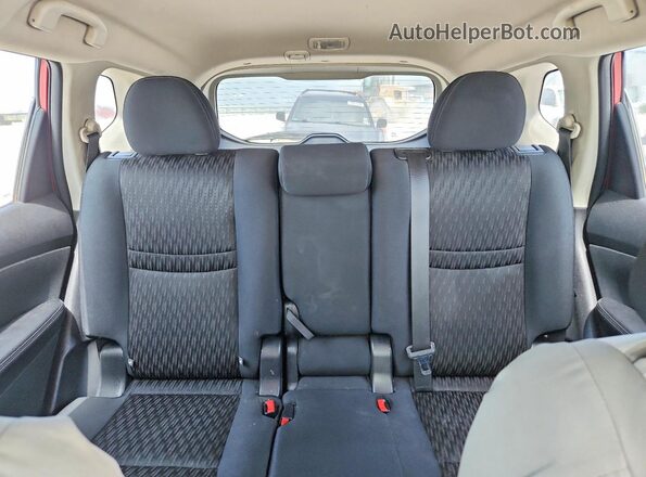 5N1AT2MT4HC778660 2017 NISSAN ROGUE Red Հետևի նստատեղերի տեսք