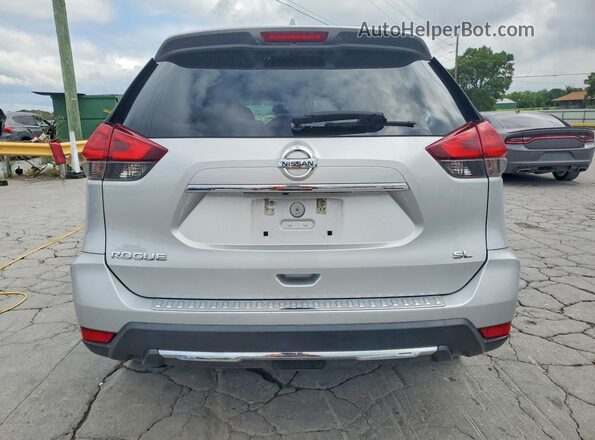 5N1AT2MT4HC887362 2017 NISSAN ROGUE Silver Հետևի տեսք