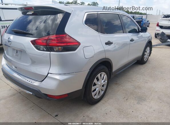 5N1AT2MT4HC888446 2017 NISSAN ROGUE Silver Задня права чверть