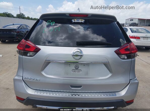 5N1AT2MT4HC888446 2017 NISSAN ROGUE Silver 