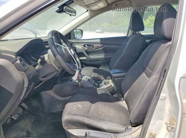 5N1AT2MT4KC811843 2019 NISSAN ROGUE Silver Front interior view
