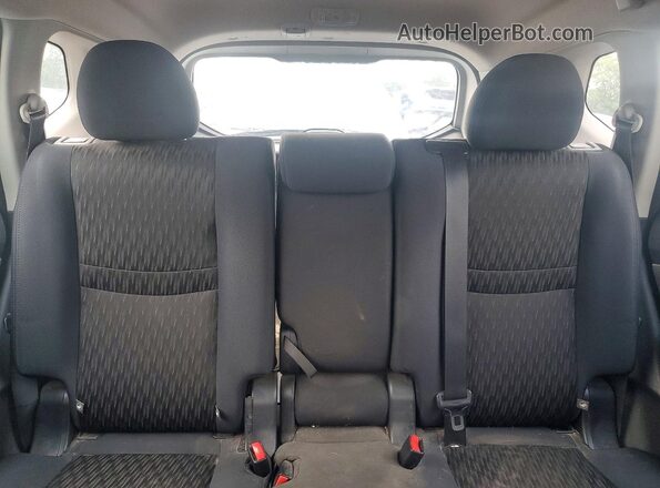 5N1AT2MT4KC811843 2019 NISSAN ROGUE Silver Rear seats view