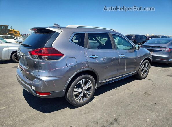 5N1AT2MT5JC737024 2018 NISSAN ROGUE Gray Tył prawy