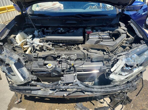 5N1AT2MT5JC740344 2018 NISSAN ROGUE Blue Engine compartment view