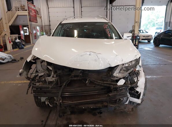 5N1AT2MT5KC703439 2019 NISSAN ROGUE Белый Вид задней части салона