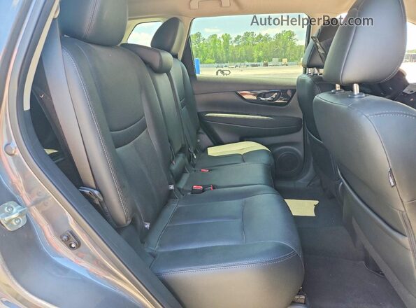 5N1AT2MT5KC772227 2019 NISSAN ROGUE Gray Rear interior view