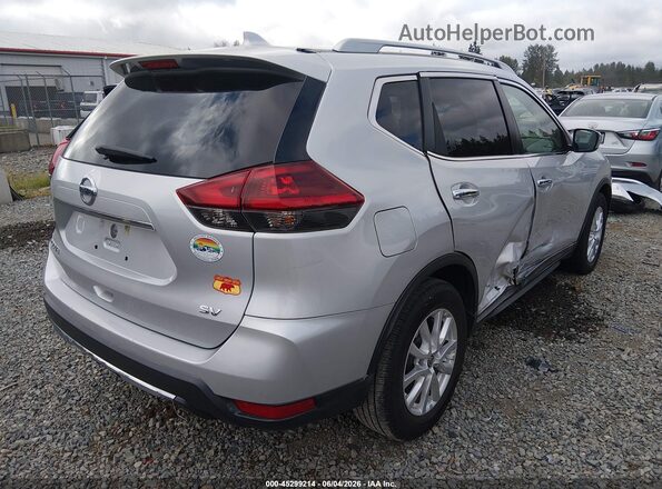 5N1AT2MT6JC789780 2018 NISSAN ROGUE Серебряный 
