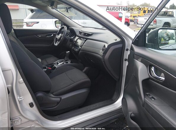 5N1AT2MT6JC789780 2018 NISSAN ROGUE Серебряный 