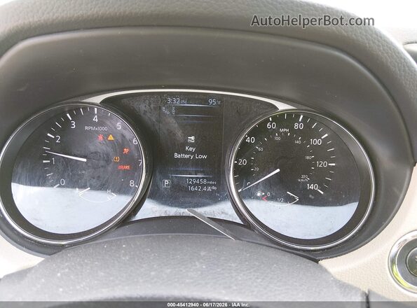 5N1AT2MT7GC847940 2016 NISSAN ROGUE Белый Вид задних сидений