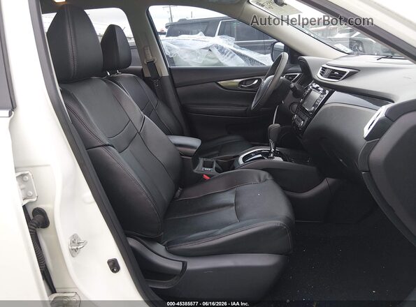 5N1AT2MT7GC918764 2016 NISSAN ROGUE White Вид салону спереду