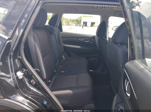 5N1AT2MT7HC739447 2017 NISSAN ROGUE Black 