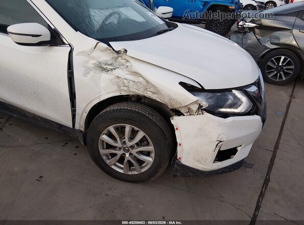 5N1AT2MT7HC855196 2017 NISSAN ROGUE White Դիմացի տեսք