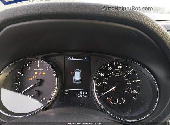 5N1AT2MT7HC855196 2017 NISSAN ROGUE White Հետևի նստատեղերի տեսք
