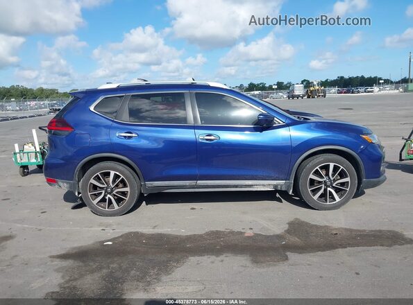 5N1AT2MT7KC815319 2019 NISSAN ROGUE Blue Rear interior view