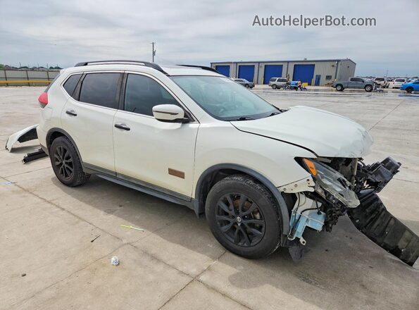 5N1AT2MT8HC769752 2017 NISSAN ROGUE White Передня права чверть