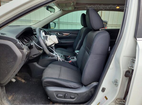 5N1AT2MT8HC769752 2017 NISSAN ROGUE White Вид салону спереду