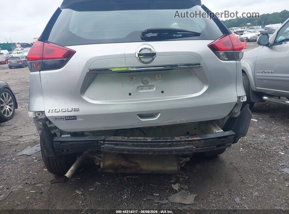 5N1AT2MT8HC773784 2017 NISSAN ROGUE Silver Front view
