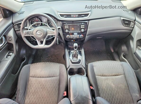 5N1AT2MT8HC868135 2017 NISSAN ROGUE Silver Dashboard view