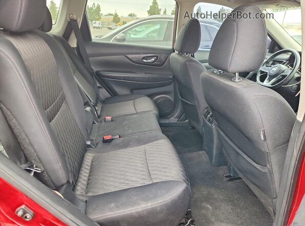 5N1AT2MT8JC762936 2018 NISSAN ROGUE Red 