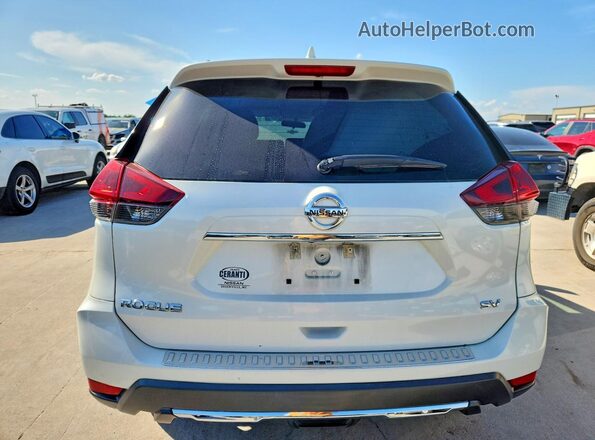 5N1AT2MT8JC811830 2018 NISSAN ROGUE White 
