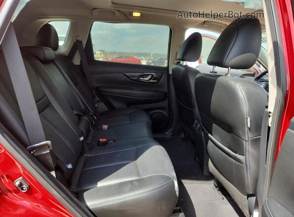 5N1AT2MT9LC726630 2020 NISSAN ROGUE Red Widok tylnych siedzeń