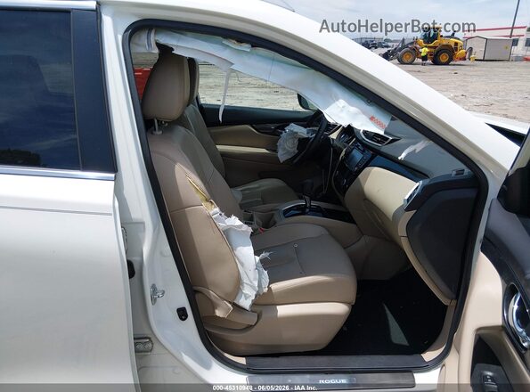 5N1AT2MTXGC759643 2016 NISSAN ROGUE White Սալոնի դիմացի տեսք