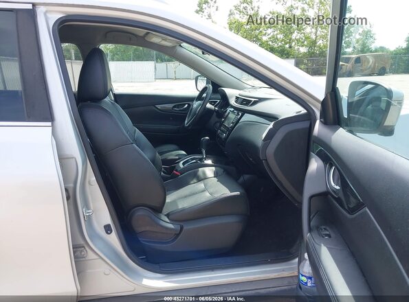 5N1AT2MTXGC783036 2016 NISSAN ROGUE Silver Вид салону спереду