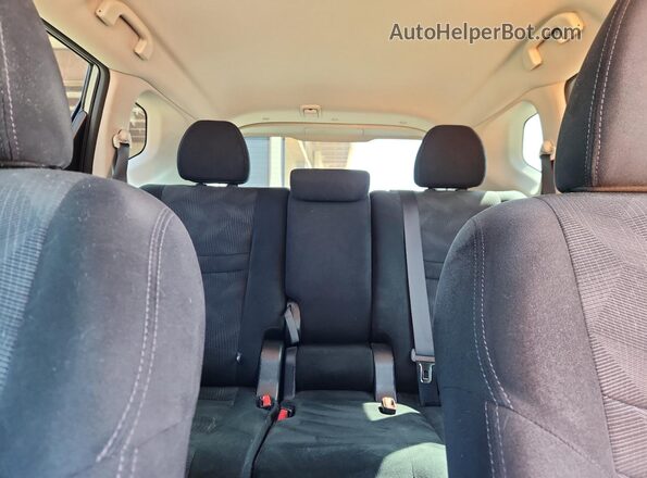 5N1AT2MTXGC829769 2016 NISSAN ROGUE Gray Rear seats view