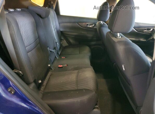 5N1AT2MTXHC746036 2017 NISSAN ROGUE Blue Rear interior view