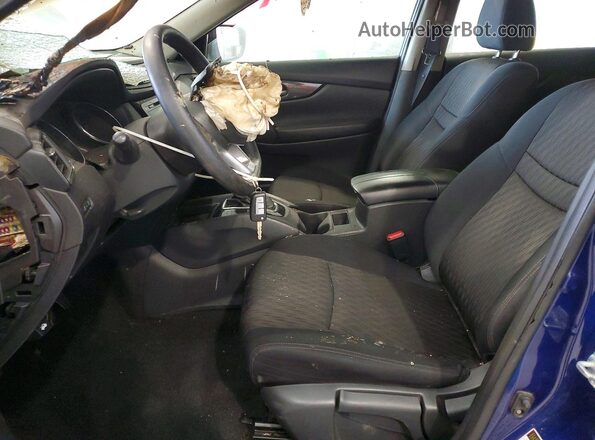 5N1AT2MTXHC746036 2017 NISSAN ROGUE Blue Front interior view