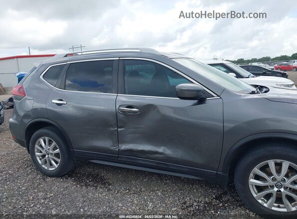 5N1AT2MTXJC829830 2018 NISSAN ROGUE Серый Вид спереди