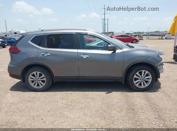 5N1AT2MTXJC840634 2018 NISSAN ROGUE Gray Սալոնի հետևի տեսք