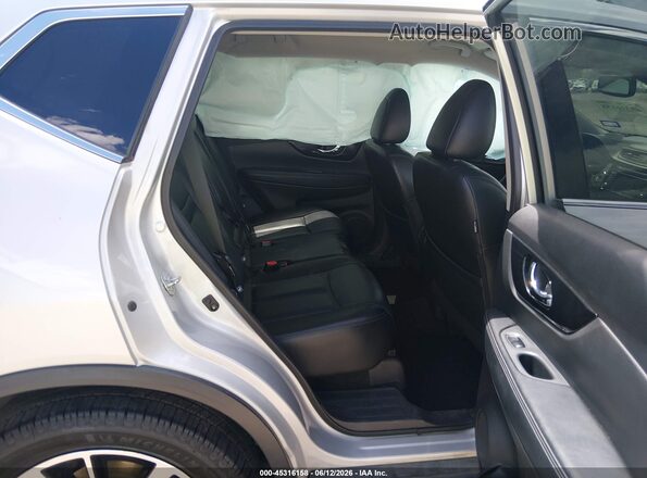 5N1AT2MTXKC742544 2019 NISSAN ROGUE Silver VIN კოდის სტიკერის ხედი