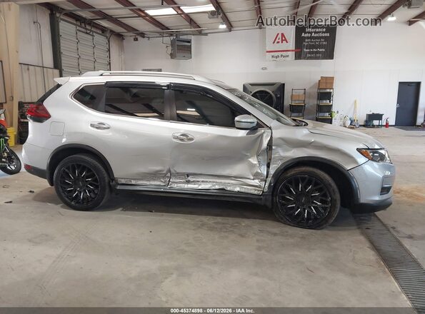 5N1AT2MTXLC781149 2020 NISSAN ROGUE Silver Vista interior trasera