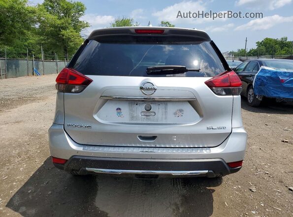 5N1AT2MV0HC755930 2017 NISSAN ROGUE Silver Вид ззаду