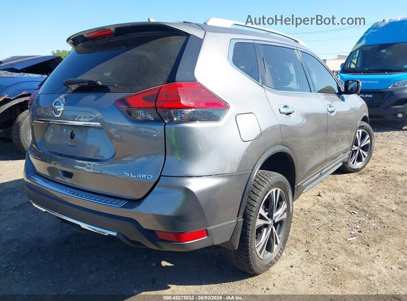 5N1AT2MV0HC758584 2017 NISSAN ROGUE Серый Задняя правая четверть