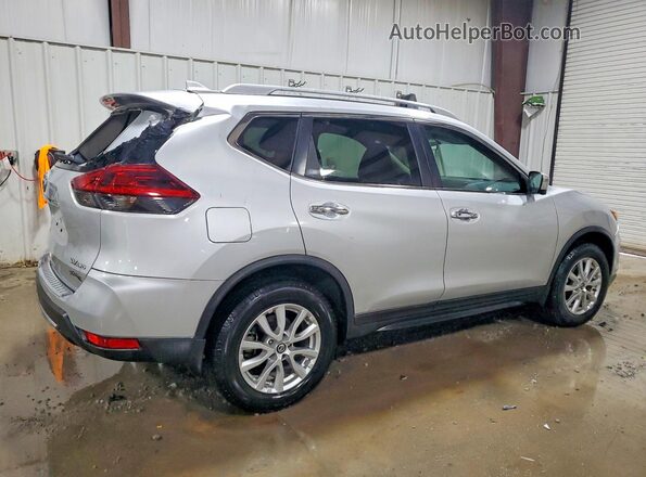 5N1AT2MV0JC768957 2018 NISSAN ROGUE Silver 